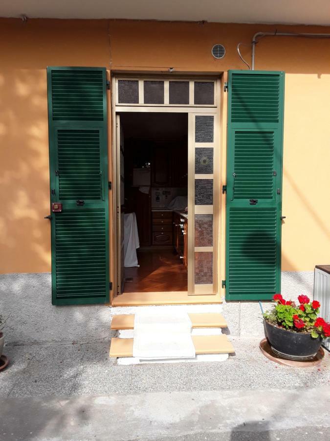 Olgatan Apartamento Deiva Marina Exterior foto